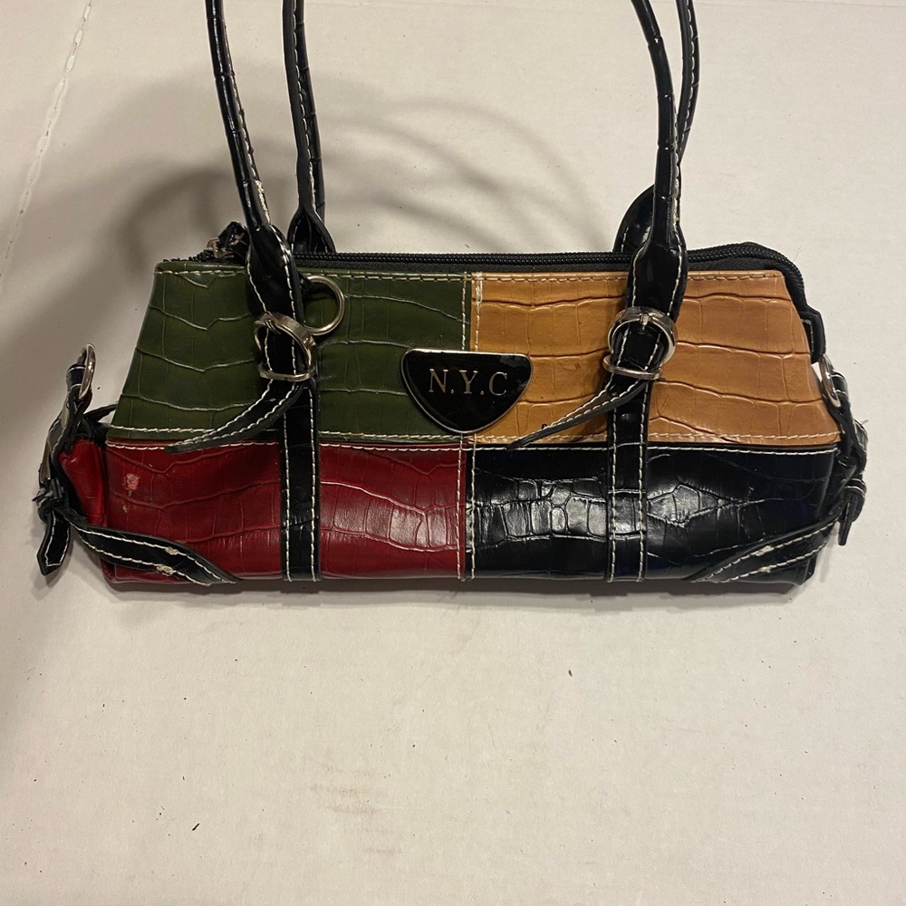 NYC Black and Red Shoulder Bag with Sleek Design - Picture 2 of 5